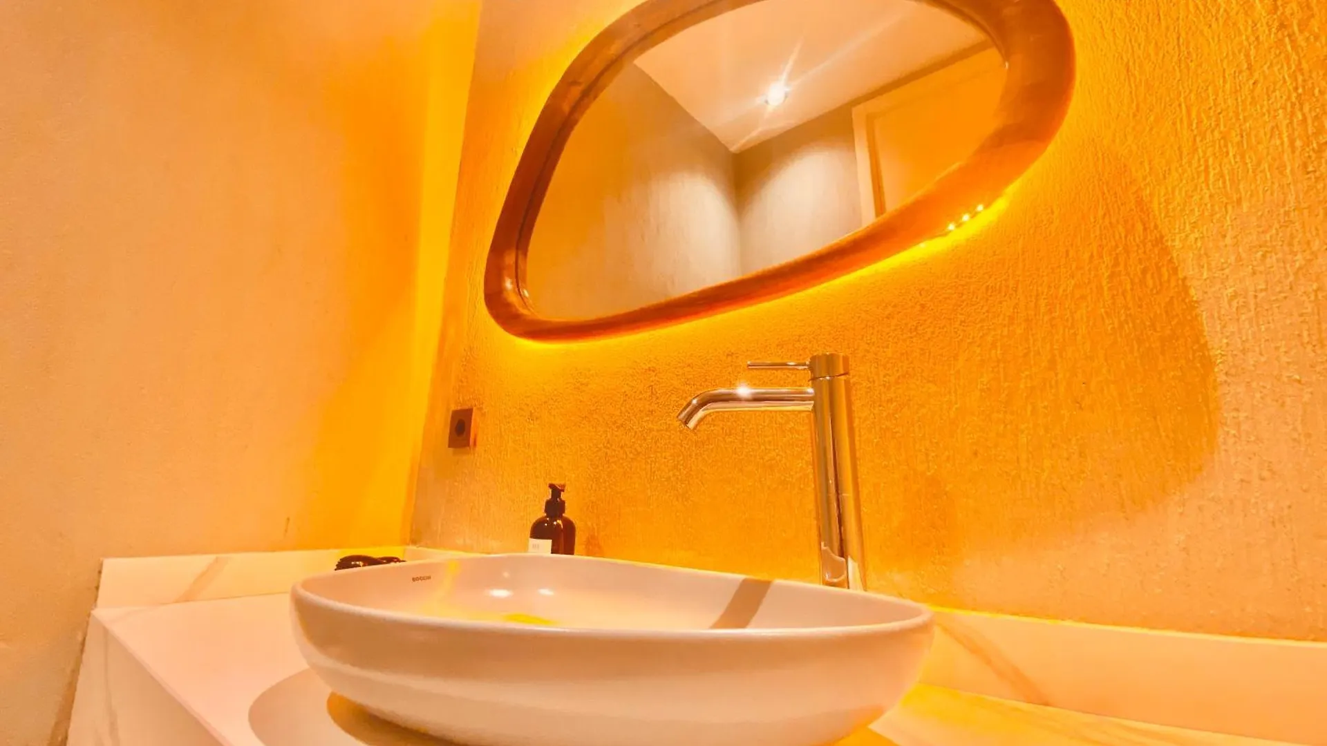 Hotel No908 Sunset Bar Çeşme