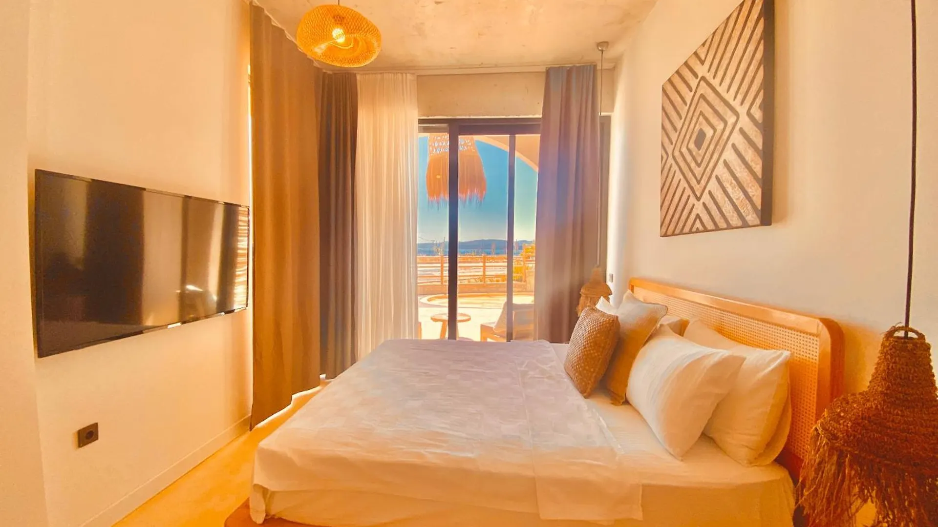 Hotel No908 Sunset Bar Çeşme